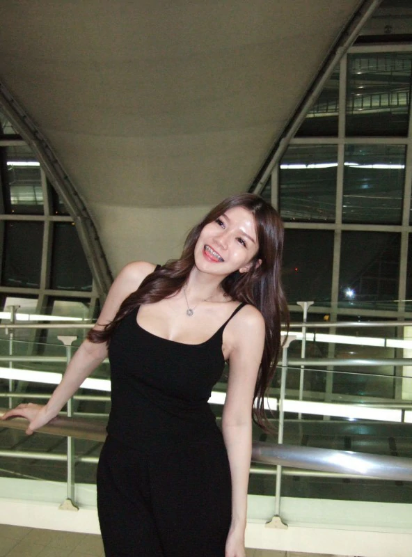 Mint Nitchawee Instagram 