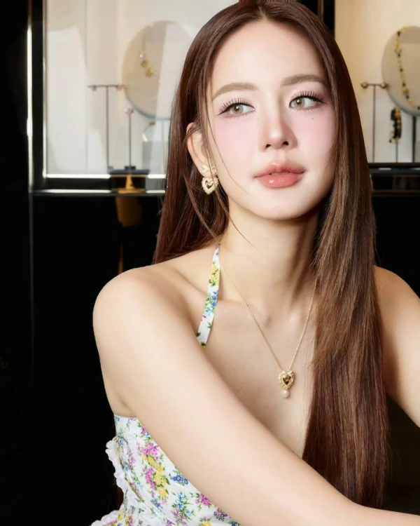 Maylada Susri น้อง Bow