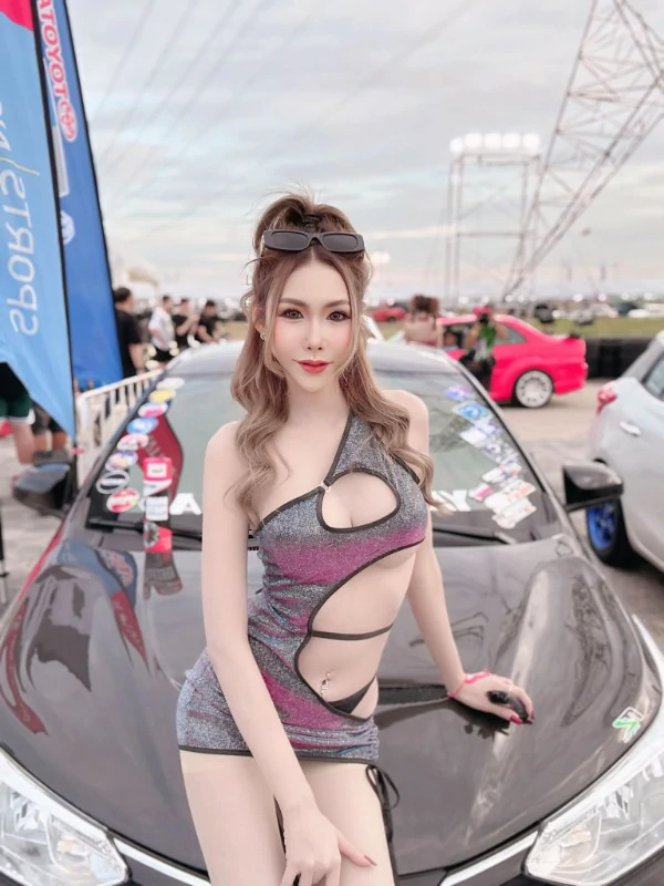 Looktan ถ่ายแบบ