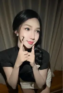 Yana Yanaphat-3