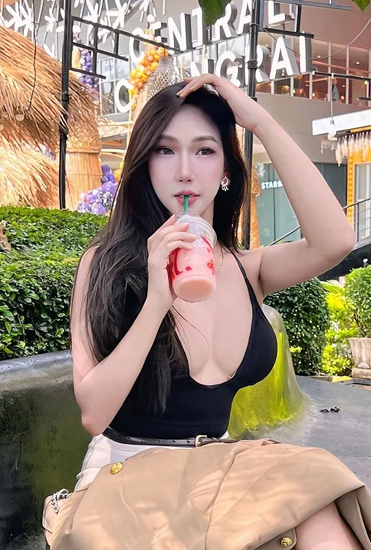 Yana Yanaphat 6