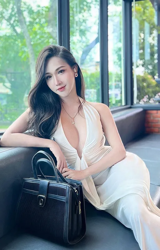 Yana Yanaphat 9